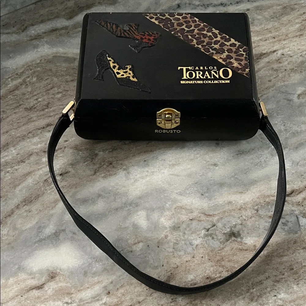 Vintage Cigar Box Purse - Picture 11 of 11